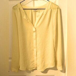 Aritzia x BABATON bergen blouse butter yellow flowy button airy office street S